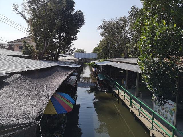 Khlong Lat Mayom Floating Market